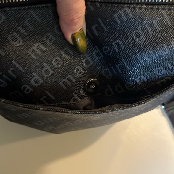 Madden GIRL❤️ Crossbody bag - Picture 5 of 11
